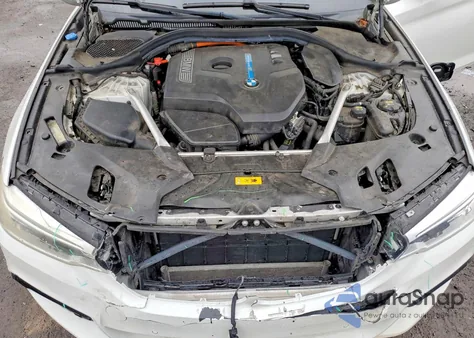 2019 BMW 530E из США, поврежденный, VIN WBAJA9C57KB391844